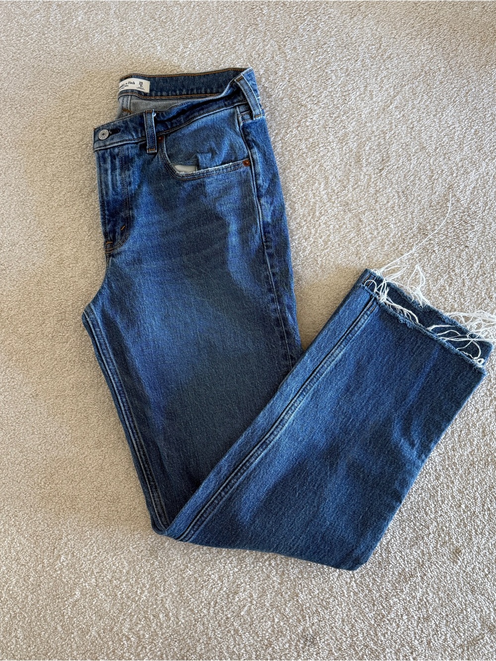 Abercrombie and Fitch 90s straight jeans